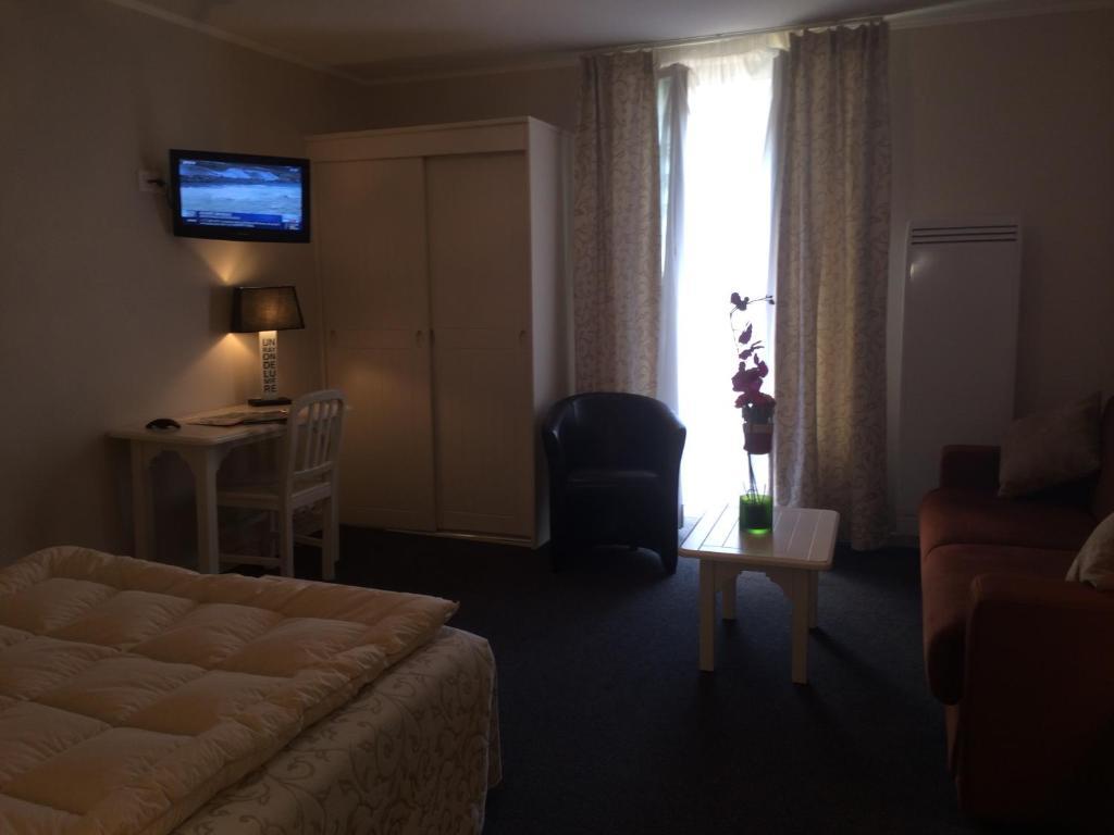 Hotel Castel Louis Vichy Oda fotoğraf